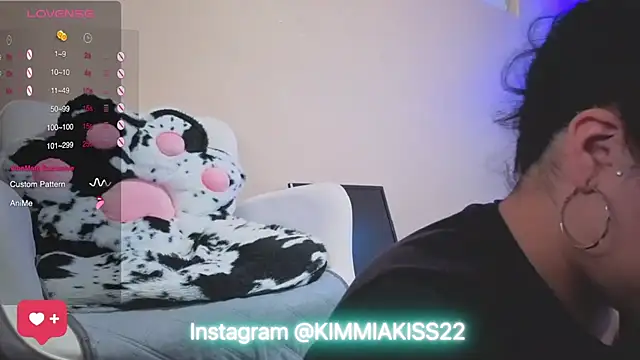 Snapshot of kimmiakiss22 chatting on 02/17/25, 05:14 kimmiakiss22 online show from 02/17/25, 05:14
