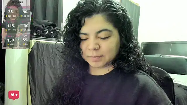 kimmiakiss22 online show from 04/07/26, 07:47