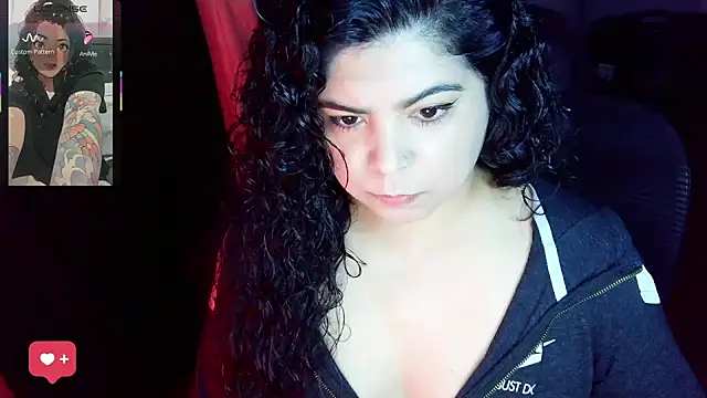 kimmiakiss22 online show from 04/28/26, 12:09