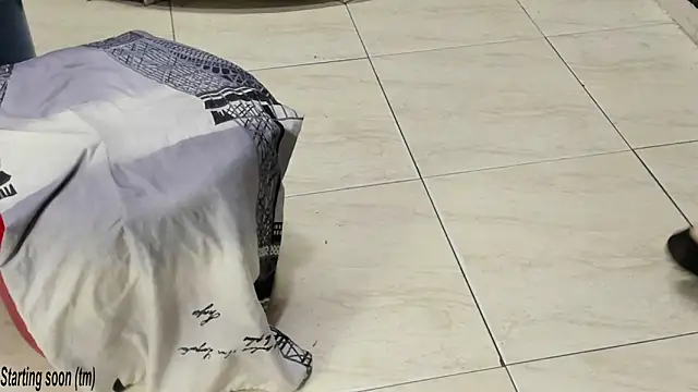 Snapshot of hot-threesome chatting on 11/27/25, 04:20 hot-threesome online show from 11/27/25, 04:20