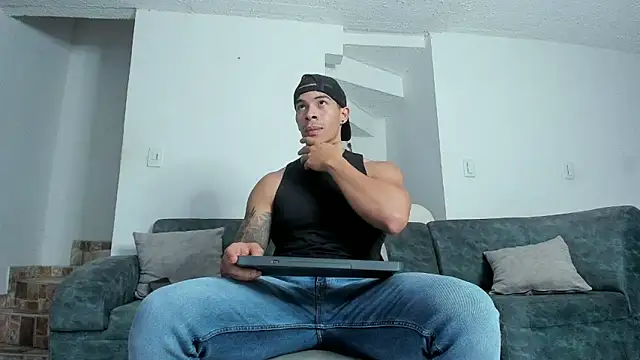 Snapshot of _heracles_ chatting on 02/07/26, 10:02 heracles online show from 02/07/26, 10:02