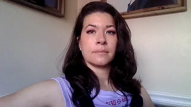 highly inappropriate online show from 05/27/26, 04:59