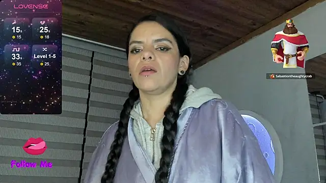 Snapshot of natasha_logan_ chatting on 08/03/26, 09:04 natasha logan online show from 08/03/26, 09:04