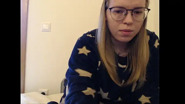 Snapshot of bitetwin chatting on 11/29/25, 03:04 bitetwin online show from 11/29/25, 03:04