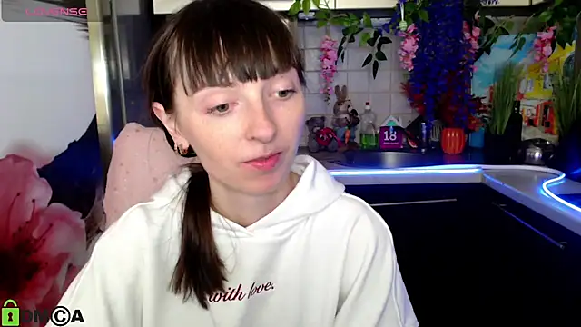 TayanaJons online show from 04/01/26, 07:09