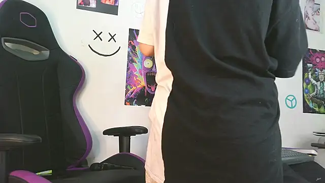 Snapshot of IM_MAYA chatting on 03/05/25, 07:49 IM MAYA online show from 03/05/25, 07:49