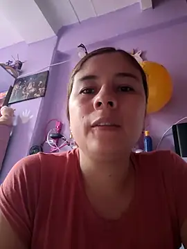 selena gomez2 online show from 09/30/25, 01:49