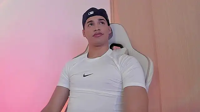 Jimmy Leeh  online show from 12/08/24, 11:08