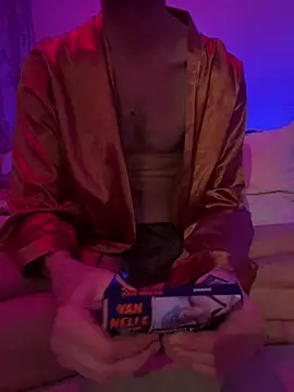 Snapshot of Mrbighardcock chatting on 01/22/25, 08:28 Mrbighardcock online show from 01/22/25, 08:28