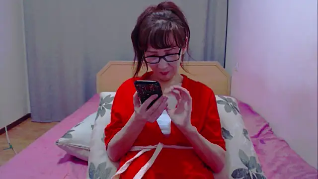 tinashy online show from 12/11/24, 10:27