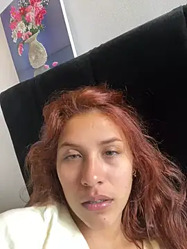 Snapshot of crystal_bunny7 chatting on 01/15/25, 10:13 crystal bunny7 online show from 01/15/25, 10:13