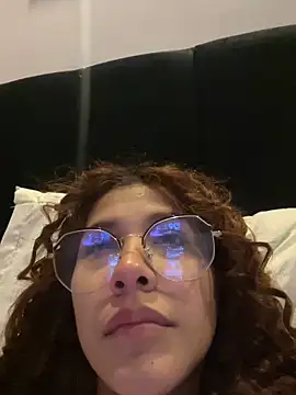 Snapshot of crystal_bunny7 chatting on 02/12/25, 06:29 crystal bunny7 online show from 02/12/25, 06:29