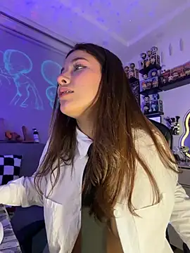 crystal bunny7 online show from 02/01/26, 03:38