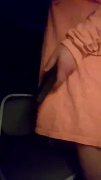 Snapshot of tittie_hoagie chatting on 12/04/25, 01:09 tittie hoagie online show from 12/04/25, 01:09