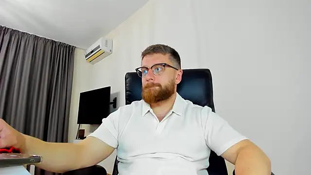 Findom guy online show from 04/05/26, 10:34