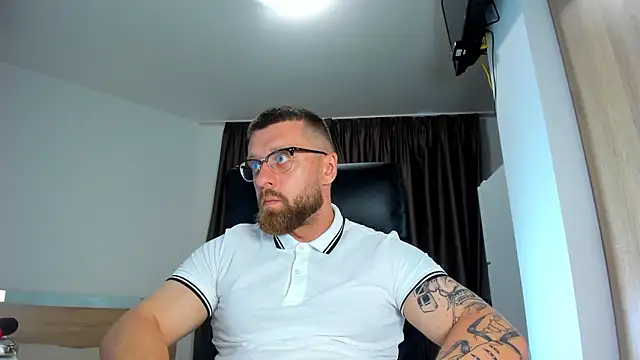Findom guy online show from 07/08/26, 05:17