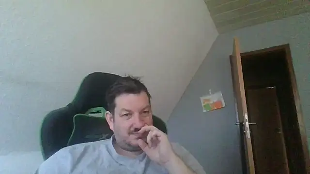 Golffahrer1982 online show from 03/21/26, 09:25