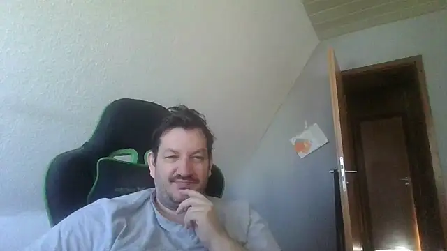Golffahrer1982 online show from 04/18/26, 07:12