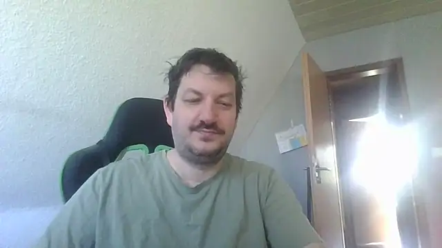 Golffahrer1982 online show from 05/26/26, 06:31