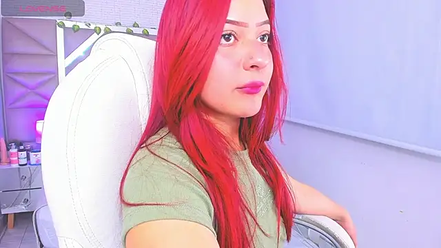 Snapshot of Zoe_Lennoxx chatting on 01/20/25, 05:59 Zoe Lennoxx online show from 01/20/25, 05:59