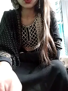 Snapshot of Noor_Darliing chatting on 01/26/25, 03:03 Noor Darliing online show from 01/26/25, 03:03