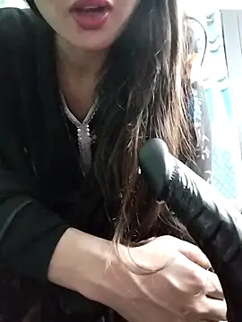 Snapshot of Noor_Darliing chatting on 02/27/25, 06:09 Noor Darliing online show from 02/27/25, 06:09