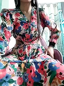 Snapshot of Noor_Darliing chatting on 03/06/25, 09:42 Noor Darliing online show from 03/06/25, 09:42