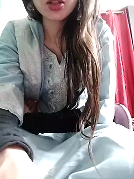 Snapshot of Noor_Darliing chatting on 03/11/25, 06:41 Noor Darliing online show from 03/11/25, 06:41