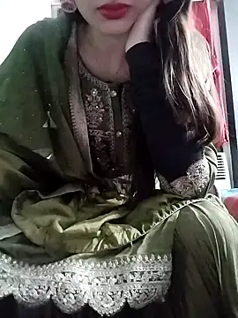 Noor Darliing online show from 04/28/26, 03:17