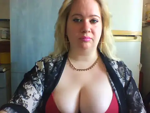 D Marinna online show from 11/07/25, 09:31