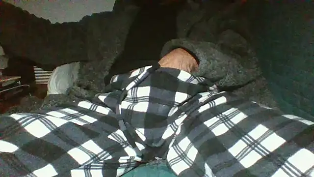 Snapshot of boy1983hot_ chatting on 01/30/25, 11:55 boy1983hot  online show from 01/30/25, 11:55