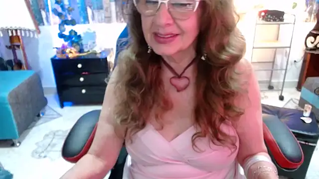 KarimaSarabe online show from 12/18/24, 11:40