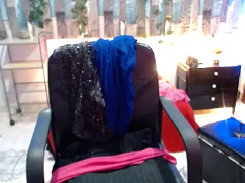 KarimaSarabe online show from 02/17/25, 08:58