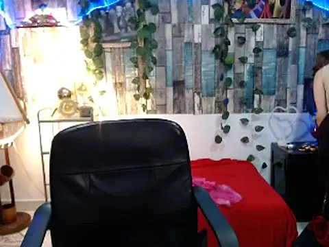 KarimaSarabe online show from 02/28/25, 09:12