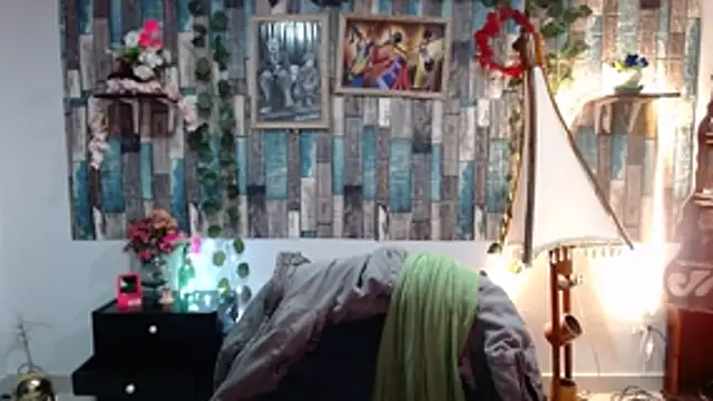 KarimaSarabe online show from 10/27/25, 09:08