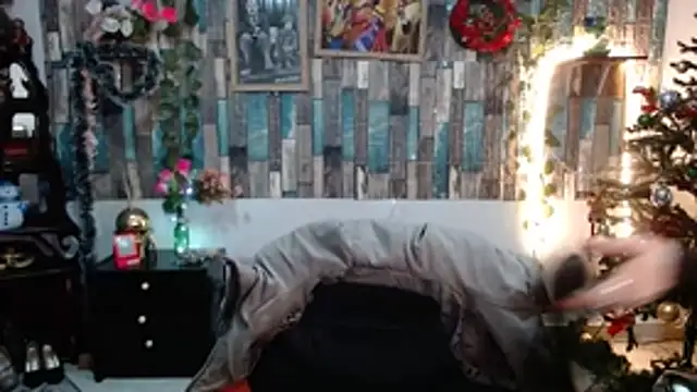 KarimaSarabe online show from 12/18/25, 08:59