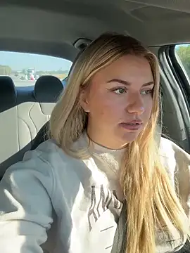 nicolesugarr online show from 09/18/25, 01:46