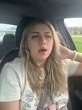 nicolesugarr online show from 04/12/26, 10:26