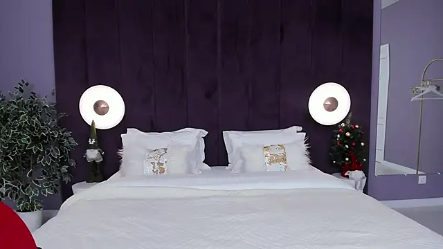 Snapshot of LilyRaisa chatting on 12/21/24, 03:14 LilyRaisa online show from 12/21/24, 03:14