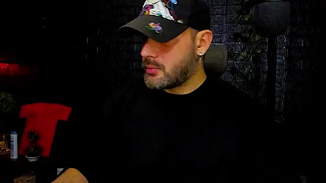 Snapshot of LexXHardy chatting on 10/28/25, 06:32 LexXHardy online show from 10/28/25, 06:32