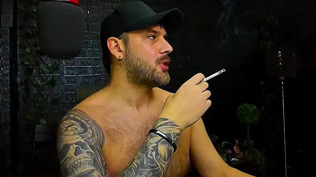 Snapshot of LexXHardy chatting on 12/01/25, 07:19 LexXHardy online show from 12/01/25, 07:19