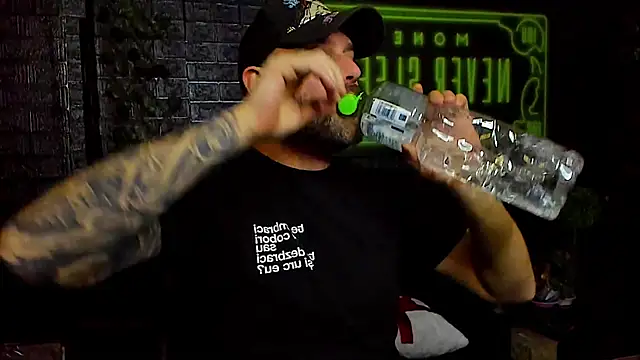 LexXHardy online show from 01/14/26, 04:23