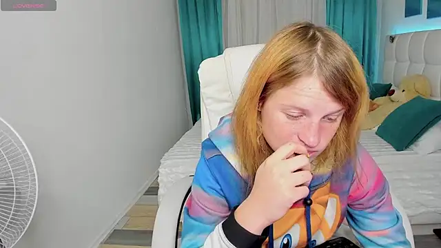 Kathlyn  Heath online show from 10/13/25, 07:25