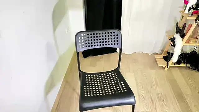 Snapshot of Nisha2708 chatting on 03/01/25, 09:26 Nisha2708 online show from 03/01/25, 09:26