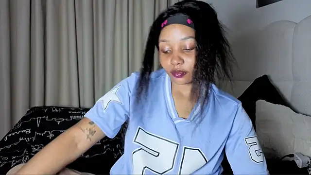 Snapshot of sexycabdy chatting on 11/18/25, 09:08 sexycabdy online show from 11/18/25, 09:08