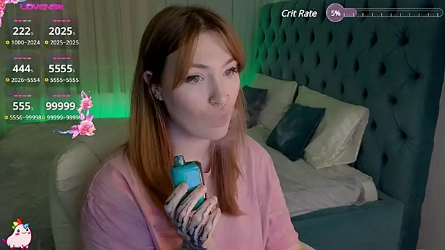 Snapshot of _Chlo__e chatting on 01/16/25, 01:37 Chlo e online show from 01/16/25, 01:37