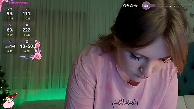 Snapshot of _Chlo__e chatting on 01/17/25, 12:42 Chlo e online show from 01/17/25, 12:42