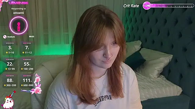 Snapshot of _Chlo__e chatting on 01/30/25, 01:22 Chlo e online show from 01/30/25, 01:22