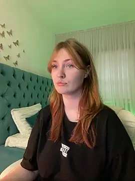 Snapshot of _Chlo__e chatting on 03/06/25, 05:03 Chlo e online show from 03/06/25, 05:03