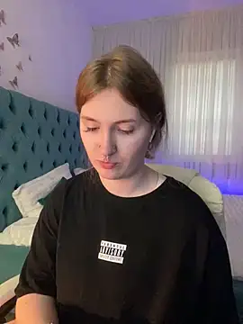 Snapshot of _Chlo__e chatting on 03/14/25, 05:38 Chlo e online show from 03/14/25, 05:38